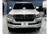 Toyota Land Cruiser VXR 2021 V8 